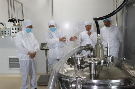 集團許憲平董事長赴新疆天山制藥 調(diào)研引導工作